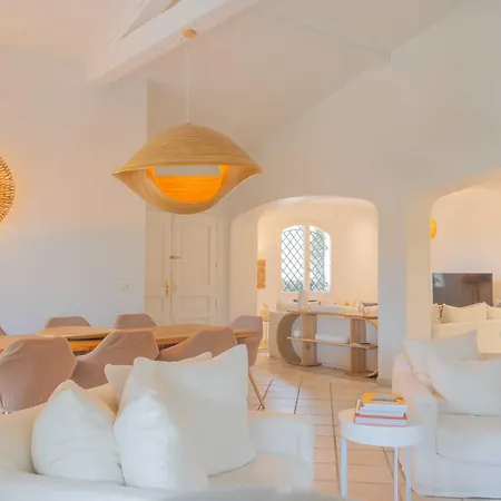 Spacious With Pool & A-c For 8 - Sea View Grimaud