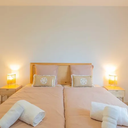 Apartament Spacious With Pool & A-c For 8 - Sea View Grimaud