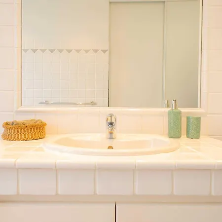 Spacious With Pool & A-c For 8 - Sea View * Grimaud