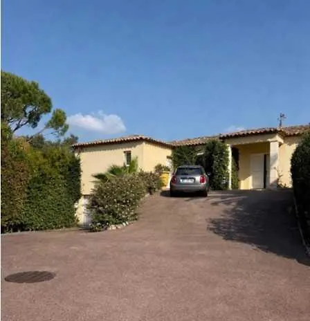 Spacious With Pool & A-c For 8 - Sea View *