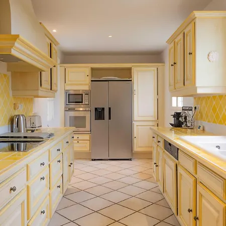 Spacious With Pool & A-c For 8 - Sea View * Grimaud