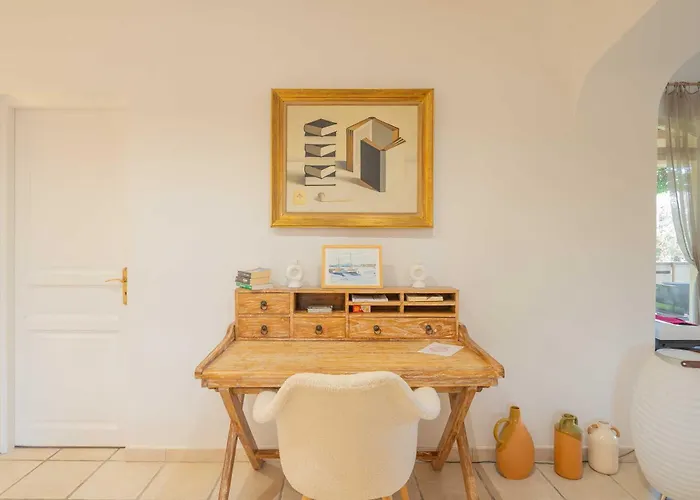 Spacious With Pool & A-c For 8 - Sea View * Grimaud